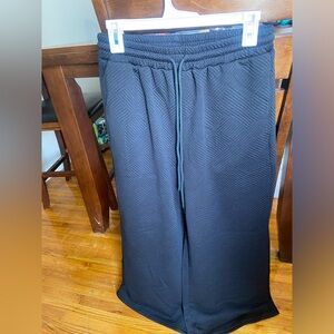 Black lounge set. Size medium for both top and bottom.